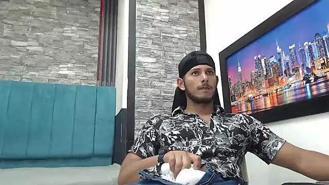 Snapshot of Chris_Dick23 chatting on 11-23-25, 06:24 Chris Dick23 online show from 11-23-25, 06:24