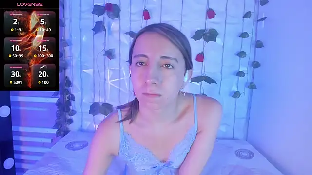 Miiaa doll online show from 02-19-25, 11:49