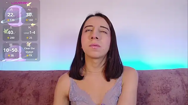 Miiaa doll online show from 01-16-26, 02:04