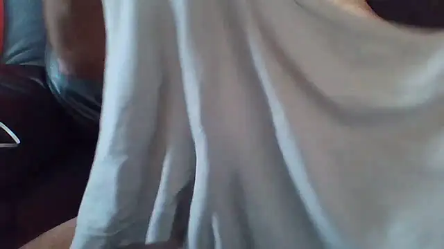 Snapshot of Gennarino73 chatting on 05-24-26, 02:44 Gennarino73 online show from 05-24-26, 02:44