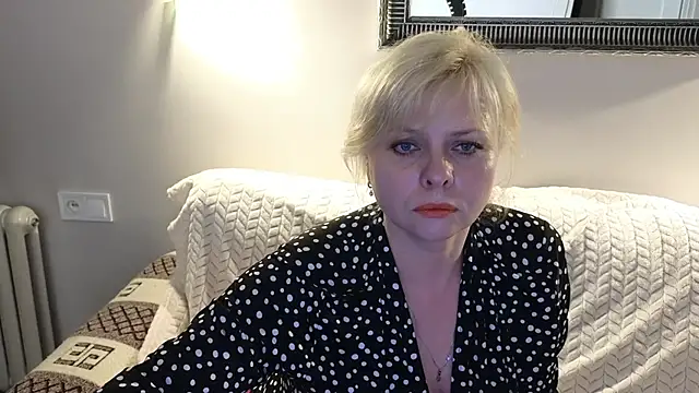 Snapshot of Gray_swann chatting on 03-04-25, 08:16 Gray swann online show from 03-04-25, 08:16