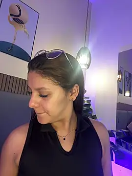 NicolleeEvanss online show from 07-08-26, 10:53
