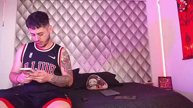CoupleSwingerLatin online show from 05-14-26, 03:41