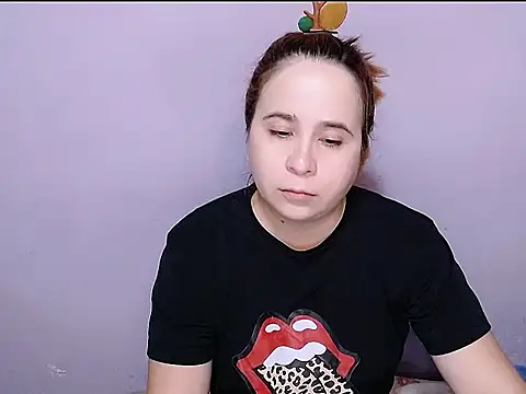 SubLayla01 online show from 07-25-26, 06:27