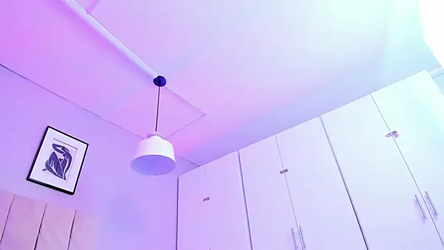 April bowie online show from 02-12-25, 03:27