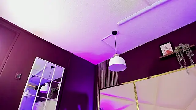 April bowie online show from 10-31-25, 03:13