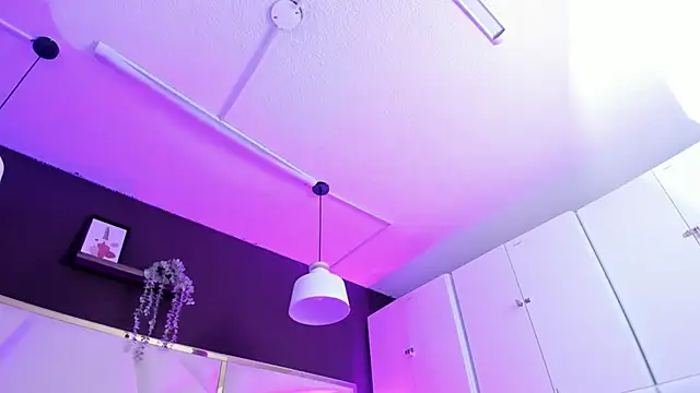 April bowie online show from 04-01-26, 01:41