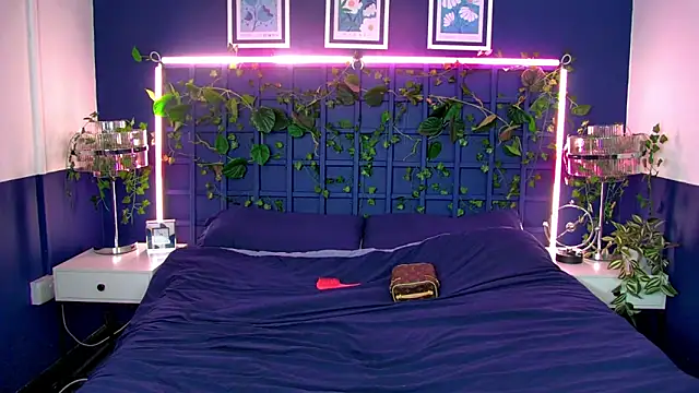 FerrariRedxBabestation online show from 03-30-26, 06:53