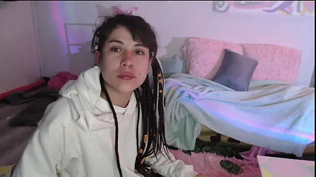 Hellen dumont online show from 06-18-26, 02:12