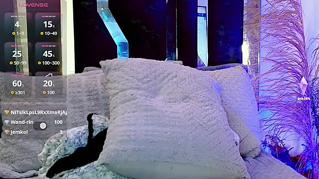 honey skin online show from 11-04-25, 01:38