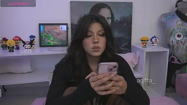 Ag4ta  online show from 11-21-25, 02:54