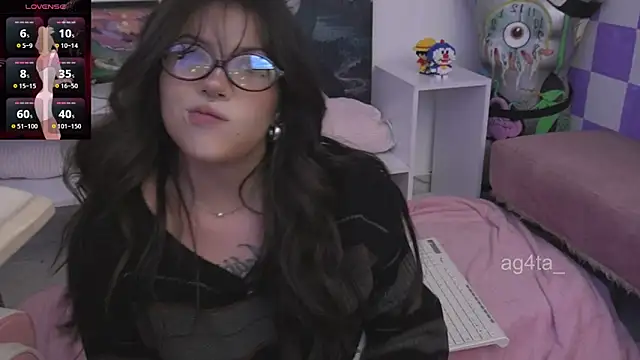 Ag4ta  online show from 12-23-25, 12:08