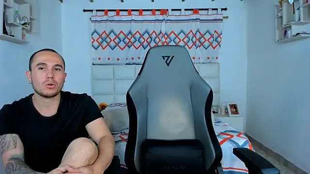 xxx sweet couple  online show from 03-18-25, 05:20