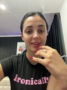 SophiaVilner online show from 09-23-25, 05:49