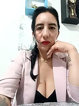 christine-x online show from 01-17-25, 01:46