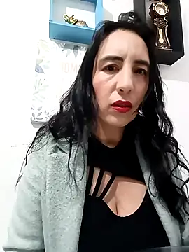 christine-x online show from 01-24-25, 10:19