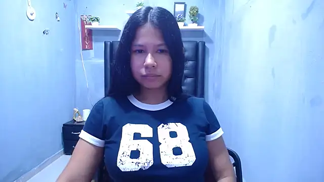 Letty Plugxo online show from 04-01-26, 01:41