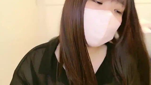 Snapshot of _mirai0917 chatting on 06-24-26, 06:12 mirai0917 online show from 06-24-26, 06:12