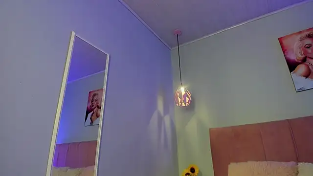 Snapshot of ScarletGV chatting on 04-27-26, 03:59 ScarletGV online show from 04-27-26, 03:59