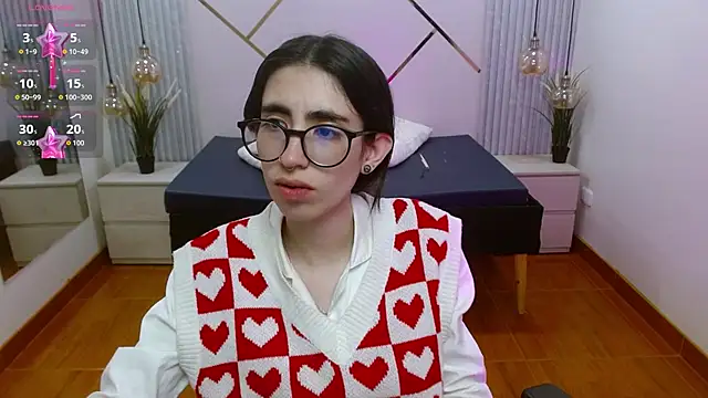 Snapshot of LenaRoses chatting on 11-20-25, 01:55 LenaRoses online show from 11-20-25, 01:55