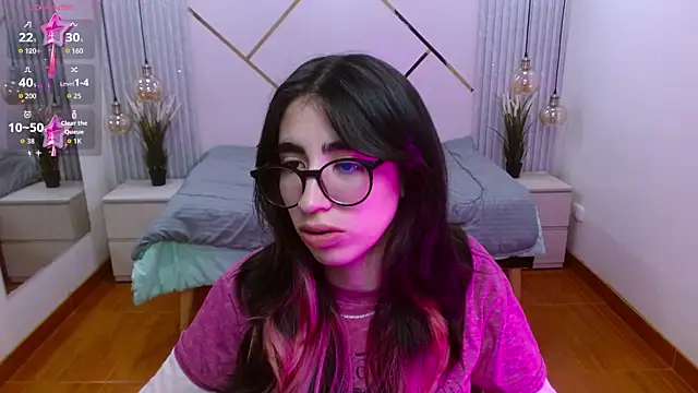 Snapshot of LenaRoses chatting on 12-05-25, 06:04 LenaRoses online show from 12-05-25, 06:04