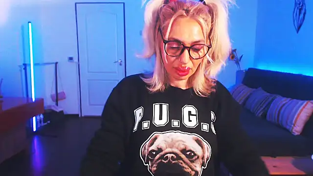 beauty chl0e online show from 01-02-25, 09:18