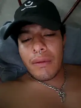 GusssHOT online show from 09-23-25, 04:43