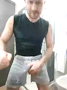 Snapshot of gilera250s chatting on 01-12-25, 12:39 gilera250s online show from 01-12-25, 12:39