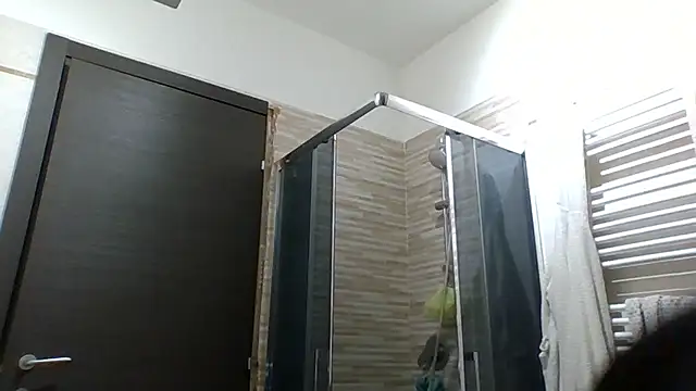 Snapshot of gilera250s chatting on 01-28-25, 07:42 gilera250s online show from 01-28-25, 07:42