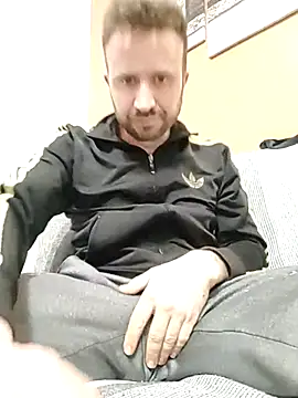 Snapshot of gilera250s chatting on 02-11-25, 08:52 gilera250s online show from 02-11-25, 08:52