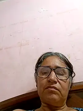  candi online show from 03-18-25, 07:41