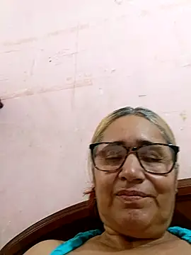  candi online show from 09-19-25, 11:22