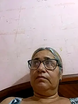  candi online show from 10-28-25, 01:09