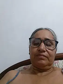  candi online show from 05-30-26, 01:03