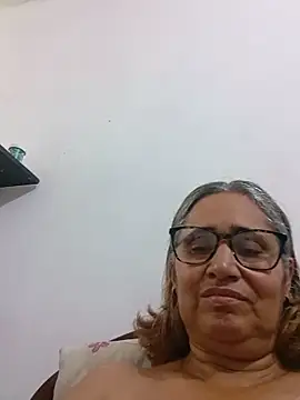  candi online show from 06-03-26, 03:39