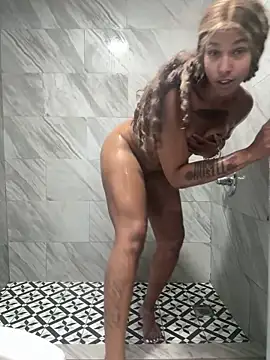 slimerlla online show from 12-21-25, 12:01