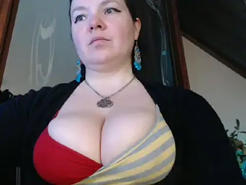 amorelara online show from 03-01-25, 08:45