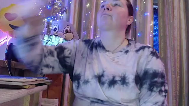 amorelara online show from 04-19-26, 01:32