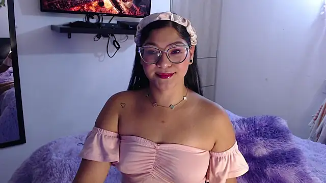 Snapshot of Prins_jazmin chatting on 05-26-26, 04:36 Prins jazmin online show from 05-26-26, 04:36