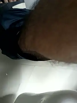 Snapshot of john10_singh chatting on 10-18-25, 04:04 john10 singh online show from 10-18-25, 04:04