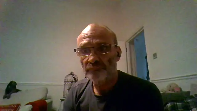 Snapshot of Shyboy817 chatting on 01-13-26, 02:17 Shyboy817 online show from 01-13-26, 02:17