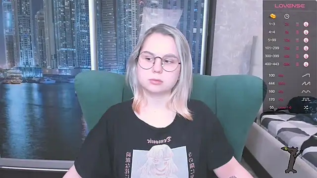 miray kuriyama123 online show from 12-19-24, 12:24