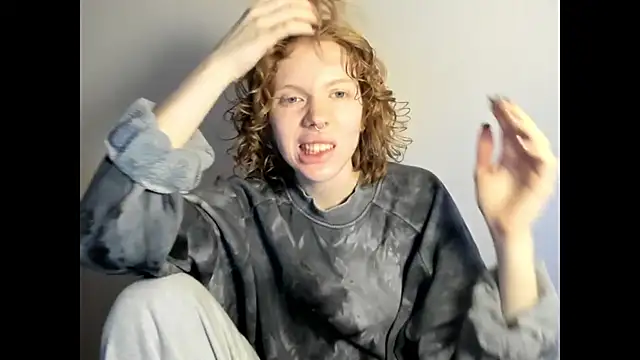 StellaDavis online show from 11-28-25, 12:30