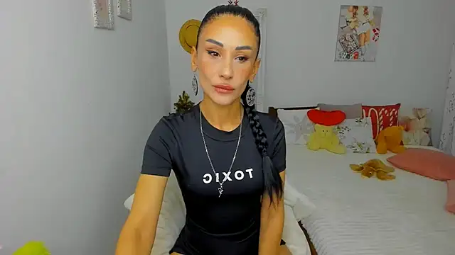 Snapshot of Blackeyeslady chatting on 12-19-25, 06:48 Blackeyeslady online show from 12-19-25, 06:48