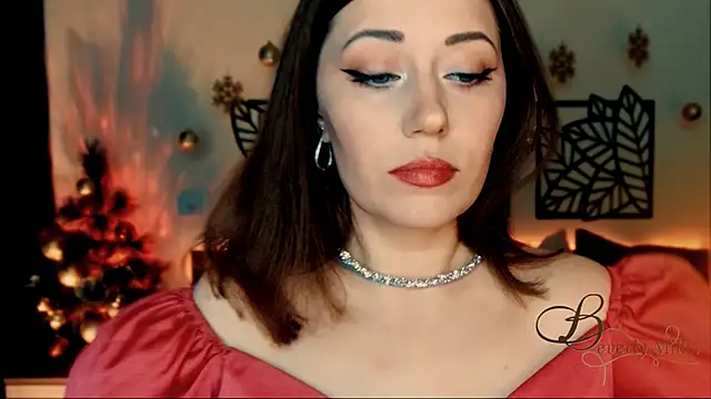 MissBeverlyMills online show from 12-20-24, 04:36