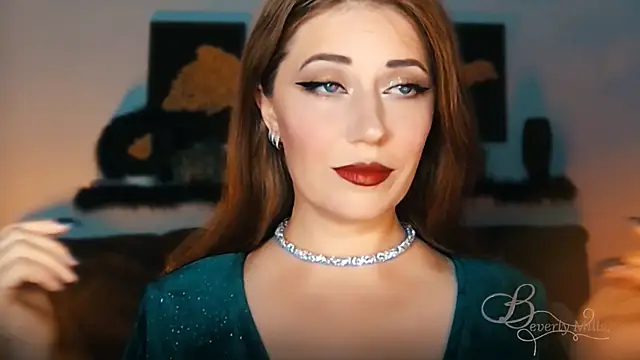 MissBeverlyMills online show from 09-18-25, 08:00