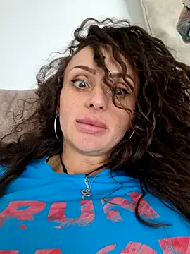 dolcevita002 online show from 04-23-26, 12:29