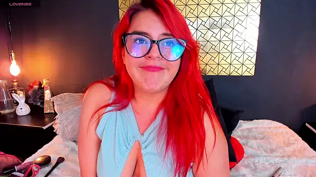 Snapshot of _poison_sweet chatting on 12-03-24, 12:35 poison sweet online show from 12-03-24, 12:35