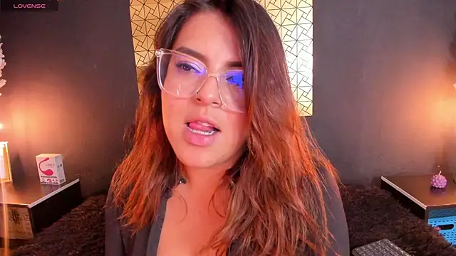 Snapshot of _poison_sweet chatting on 09-10-25, 03:17 poison sweet online show from 09-10-25, 03:17