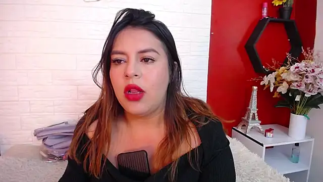 Snapshot of _poison_sweet chatting on 11-25-25, 06:19 poison sweet online show from 11-25-25, 06:19